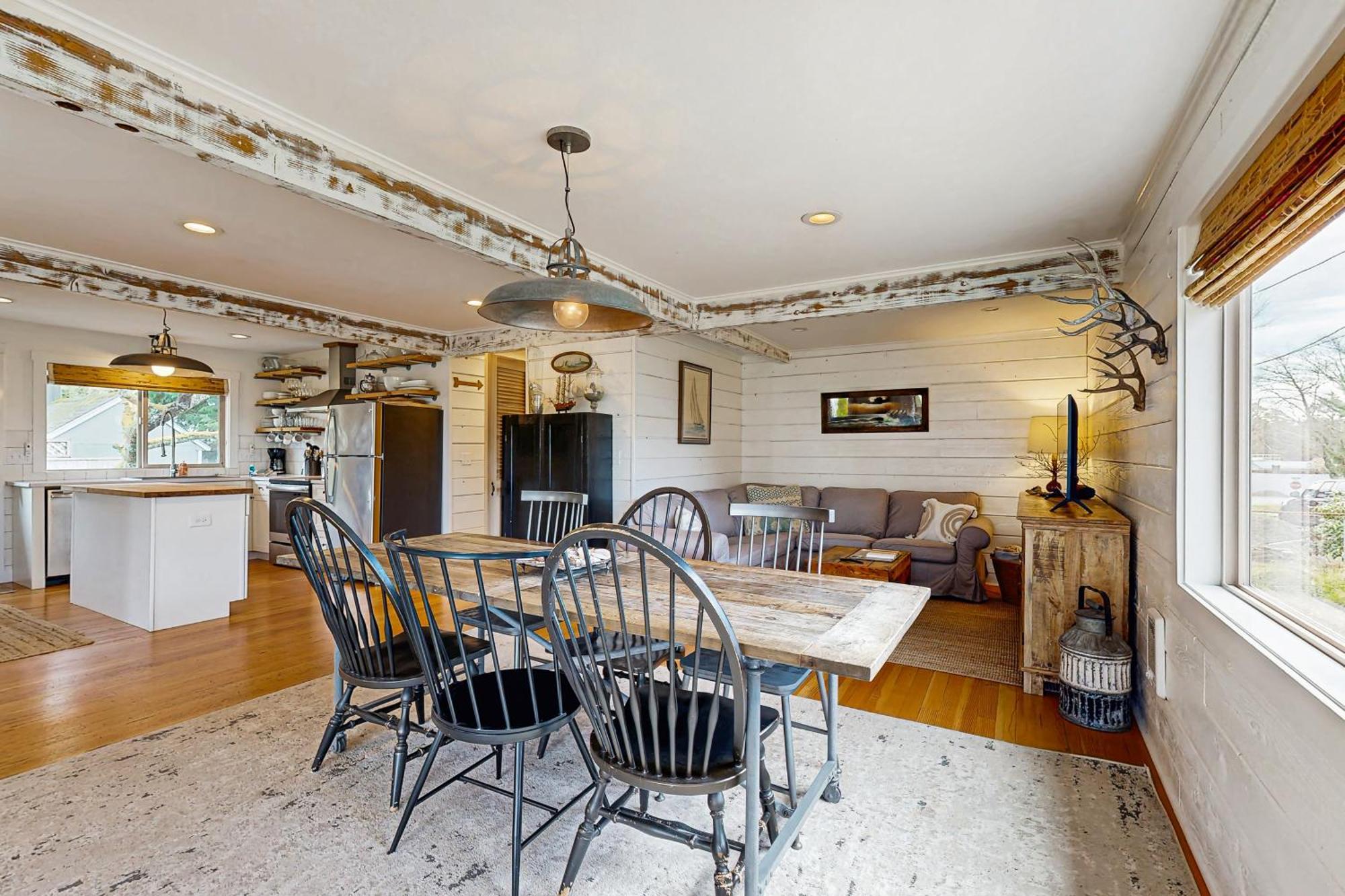 Villa Calm Waters Rockaway Beach Esterno foto