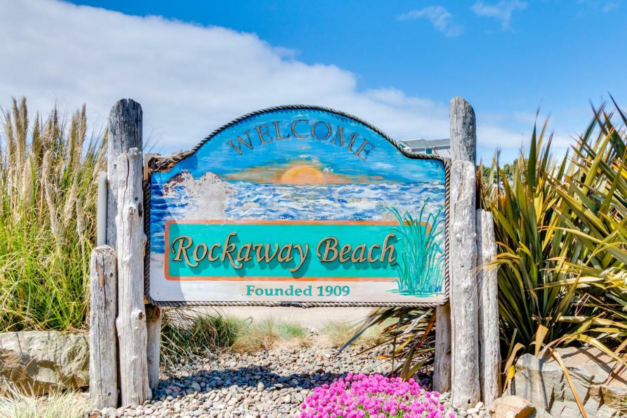 Villa Calm Waters Rockaway Beach Esterno foto
